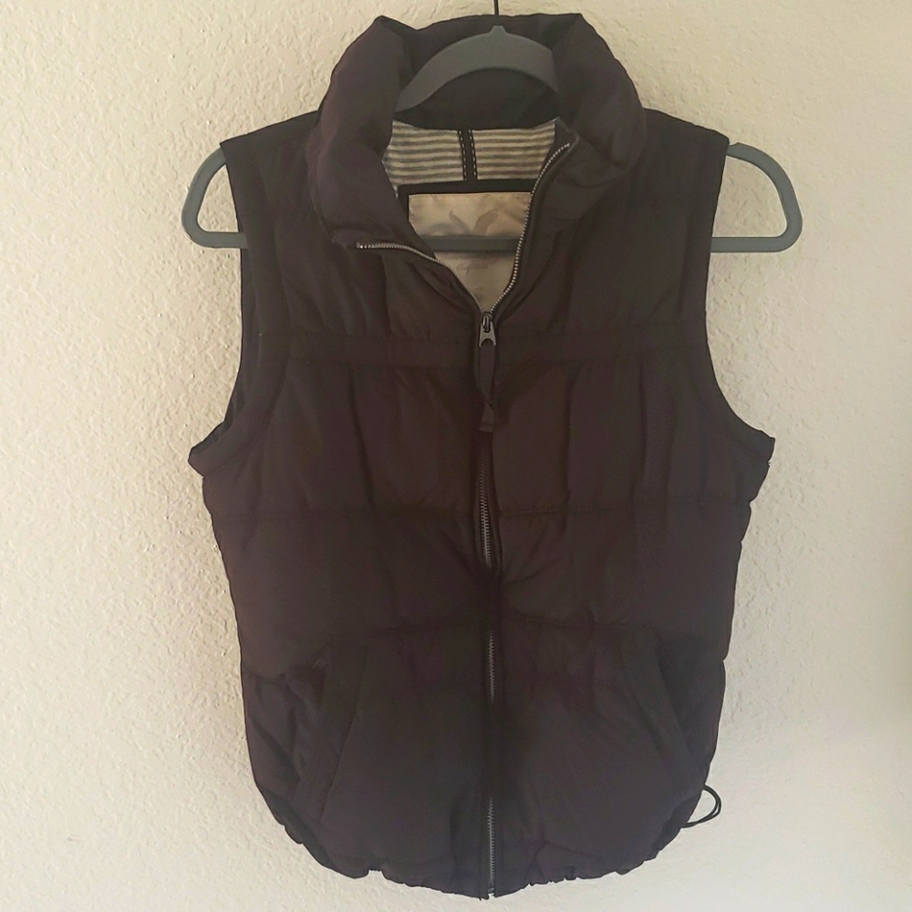 American Eagle Outfitters Brown Puffer Vest